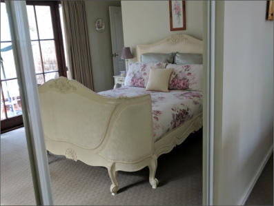 Romantic Getaways, BnB Accommodation Perth Hills