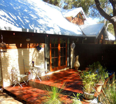 Accommodation close to Perth Airport|BnB Perth Hills