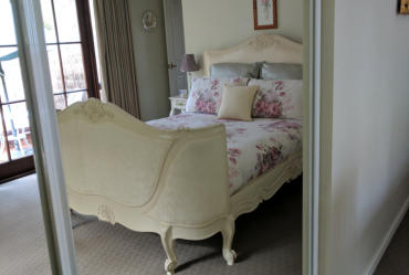 Romantic Weekend Getaways Perth Hills|BnB Accommodation